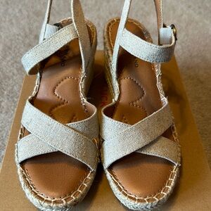Metallic Natural Linen Lucky Strap Wedges